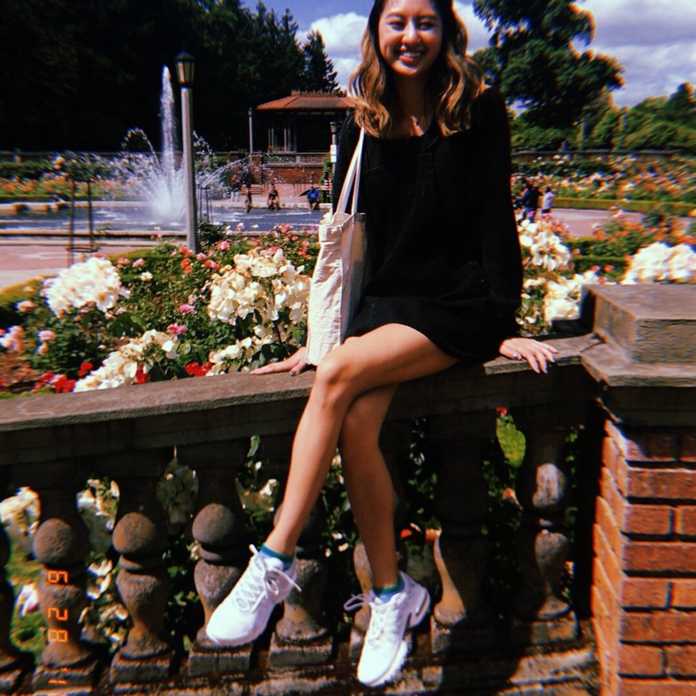 Meet your Posher, Sabrina